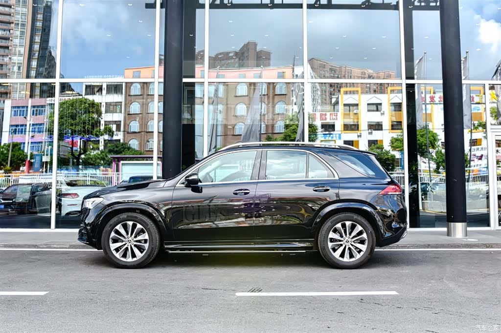 Mercedes-Benz GLE, 2022 4