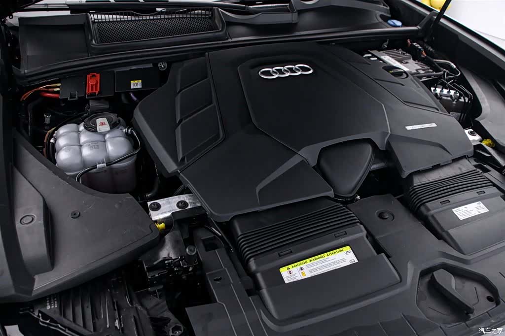 Audi Q8, 2020 17