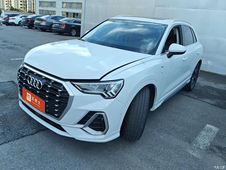 Audi Q3, 2022 1
