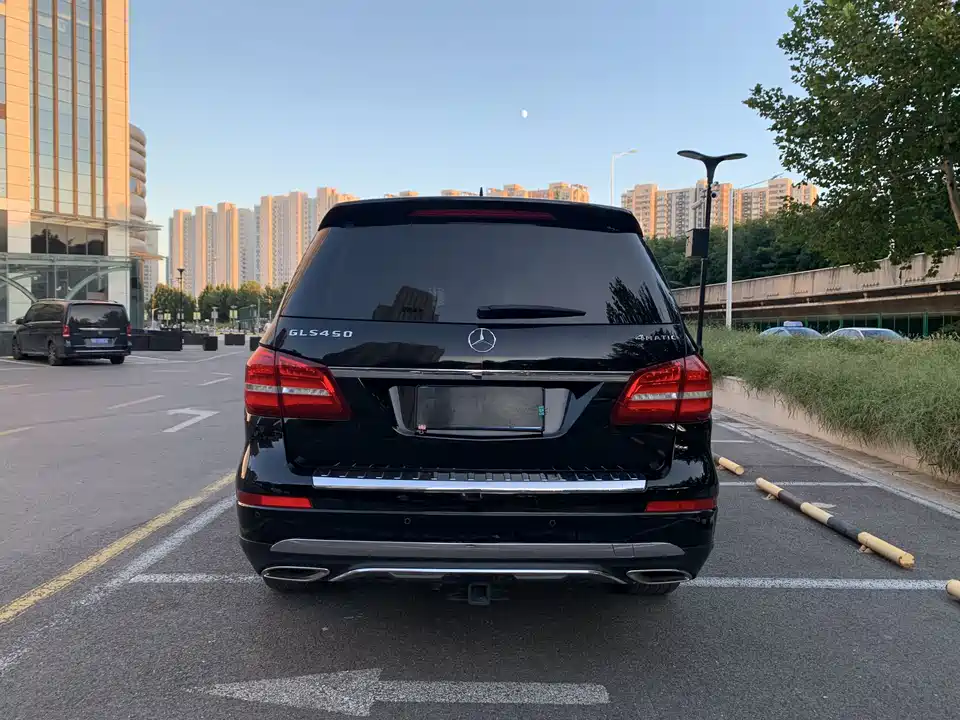 Mercedes-Benz GLS