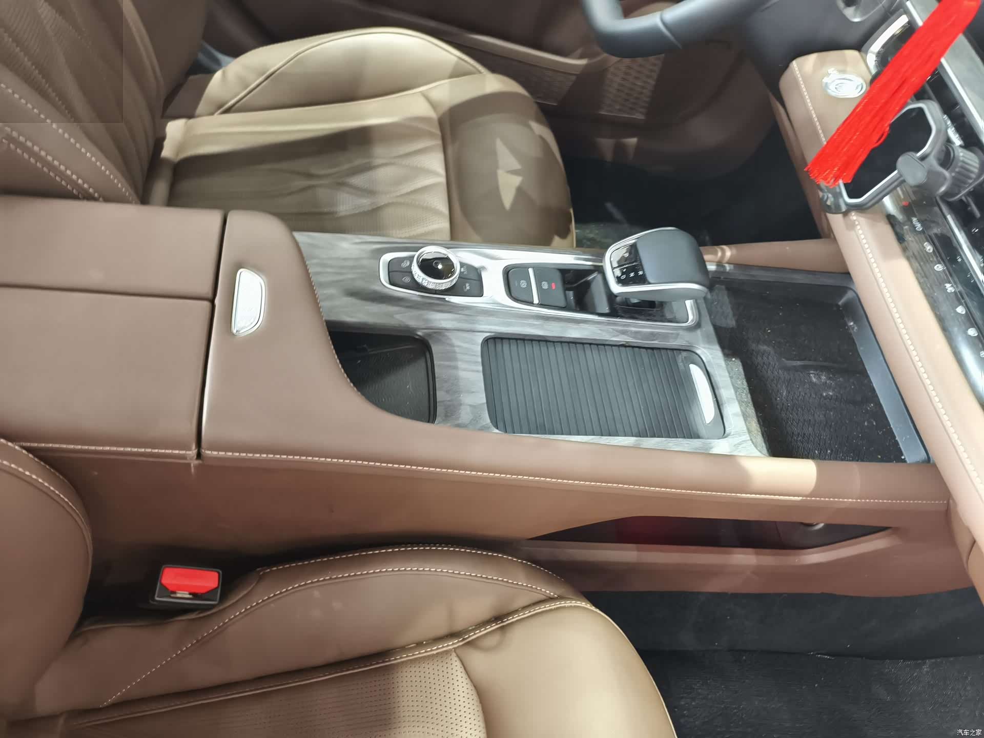 Chery Arrizo 8, 2025 7
