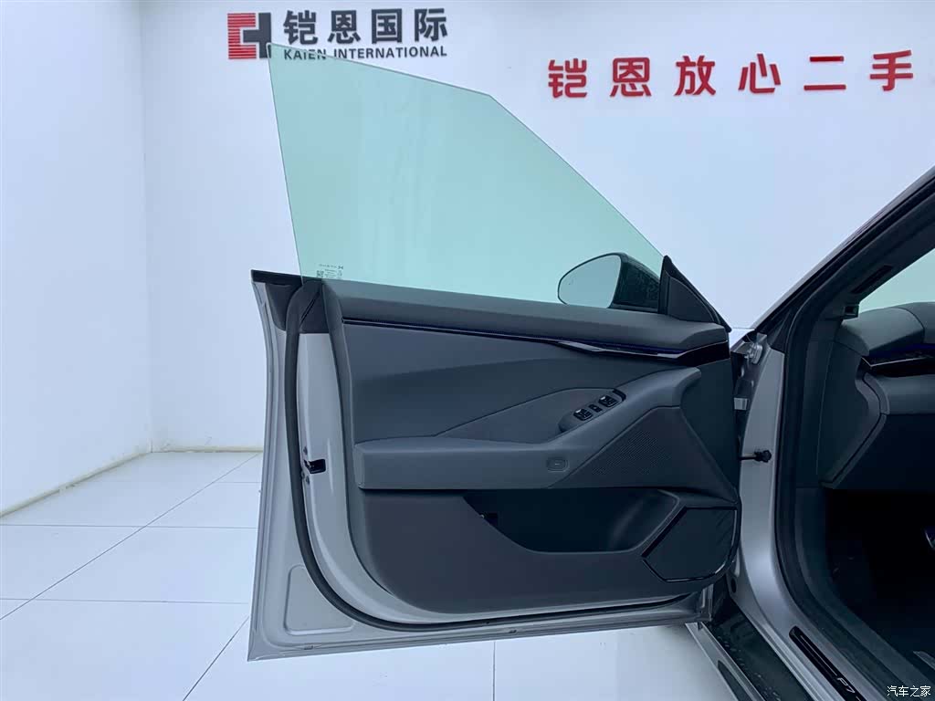 Xpeng P7, 2025 34