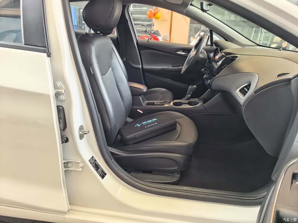 Chevrolet 320, 2018 25