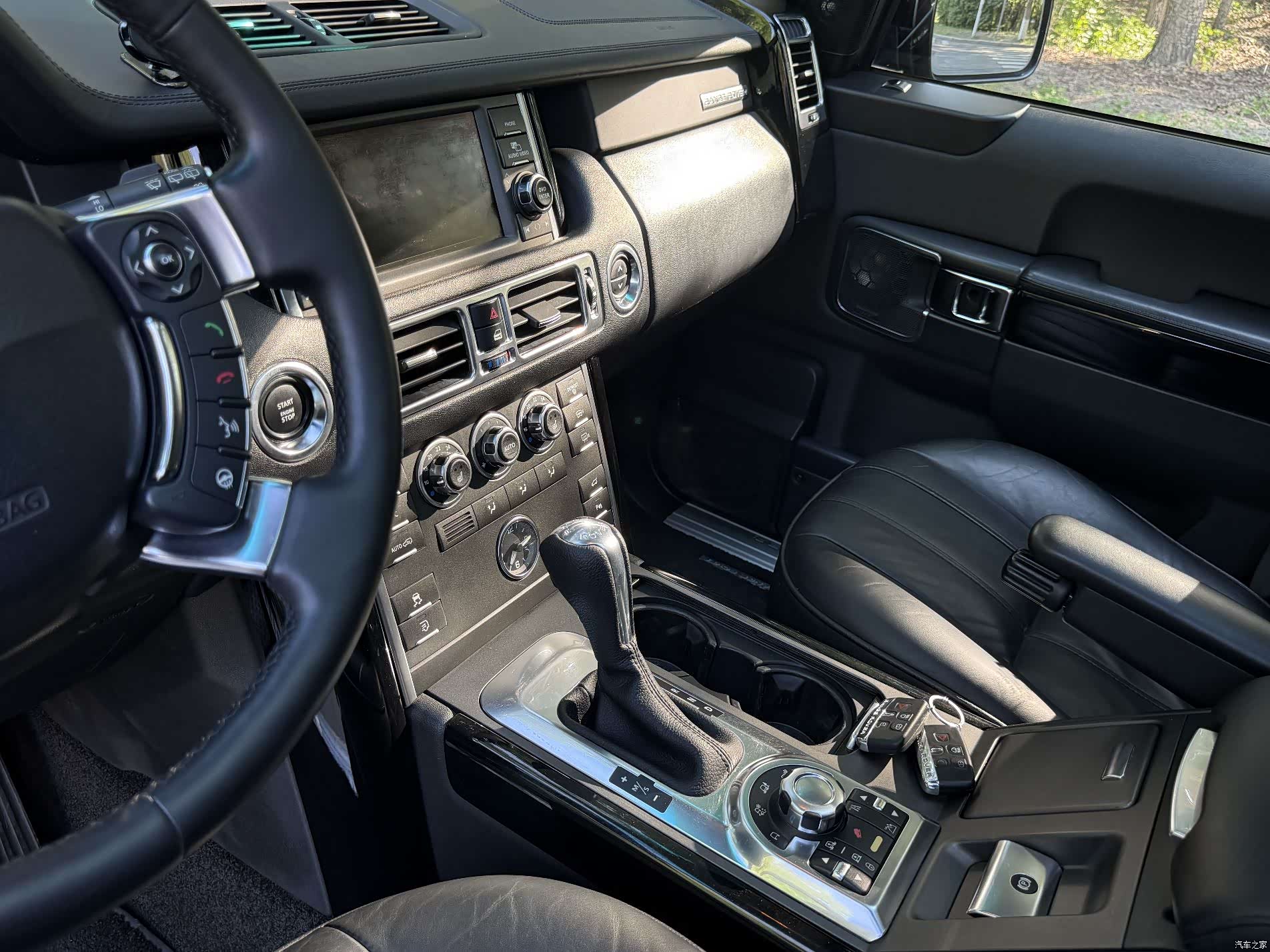 Land Rover Range Rover, 2010 13