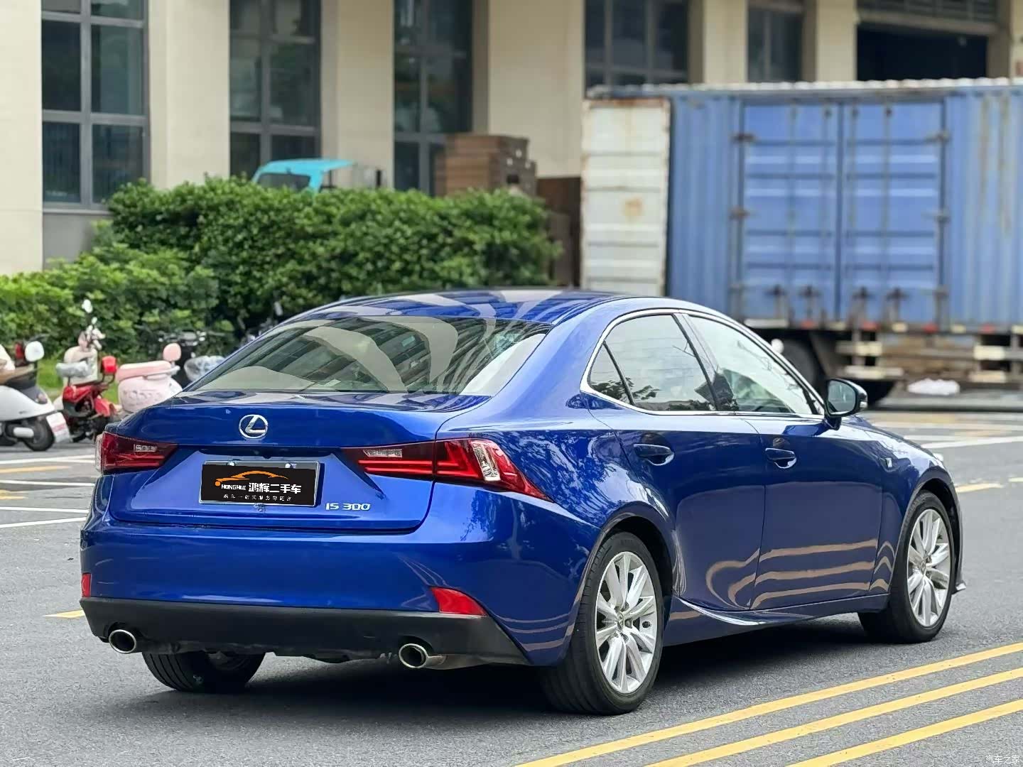 Lexus IS, 2016 9