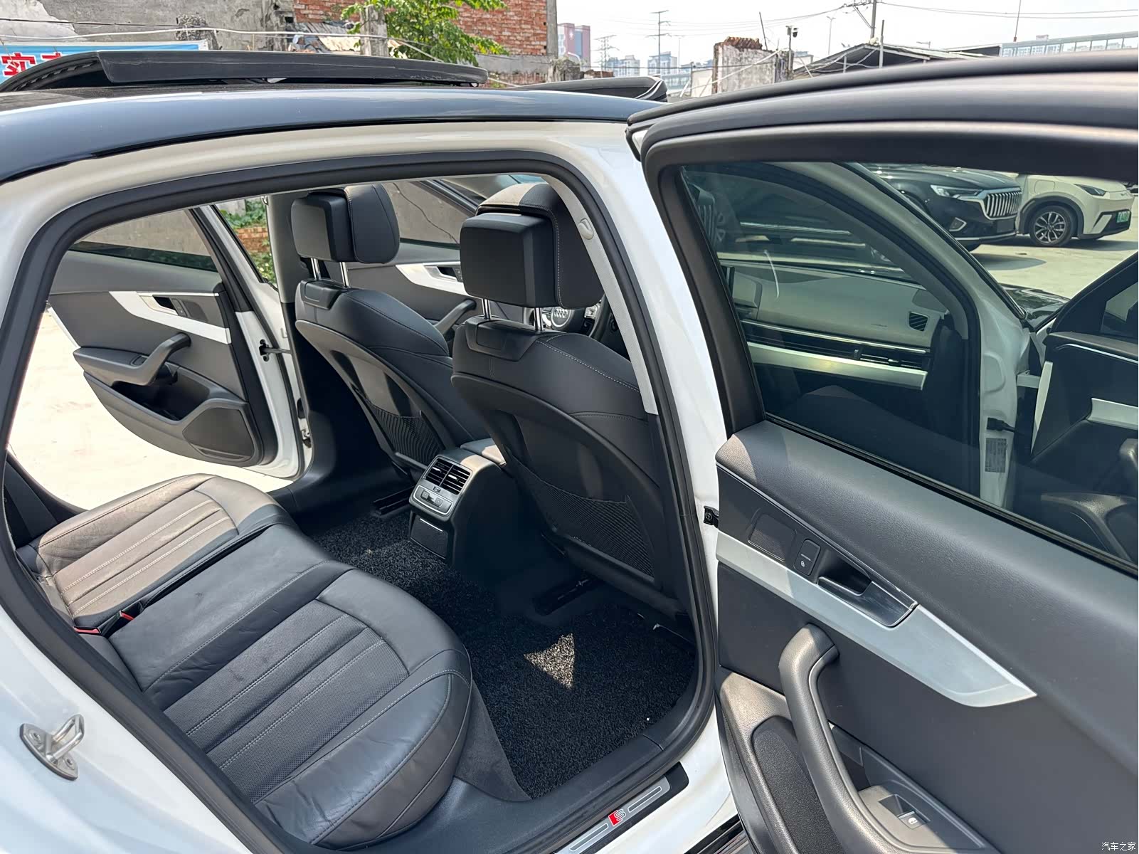 Audi A4L, 2021 11