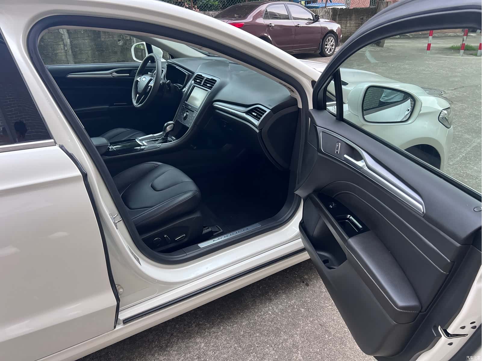 Ford Mondeo, 2015 11