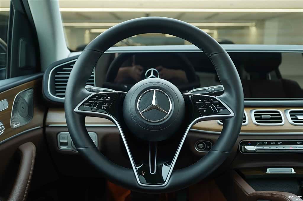 Mercedes-Benz GLE, 2023 17