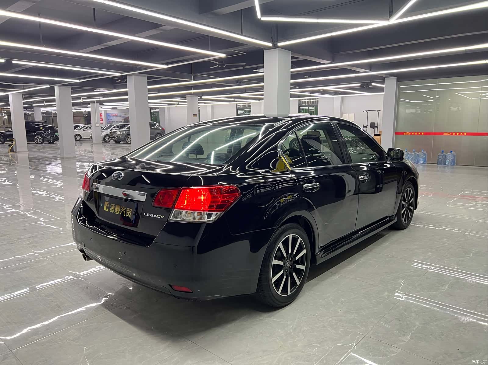 Subaru Legacy, 2011 3