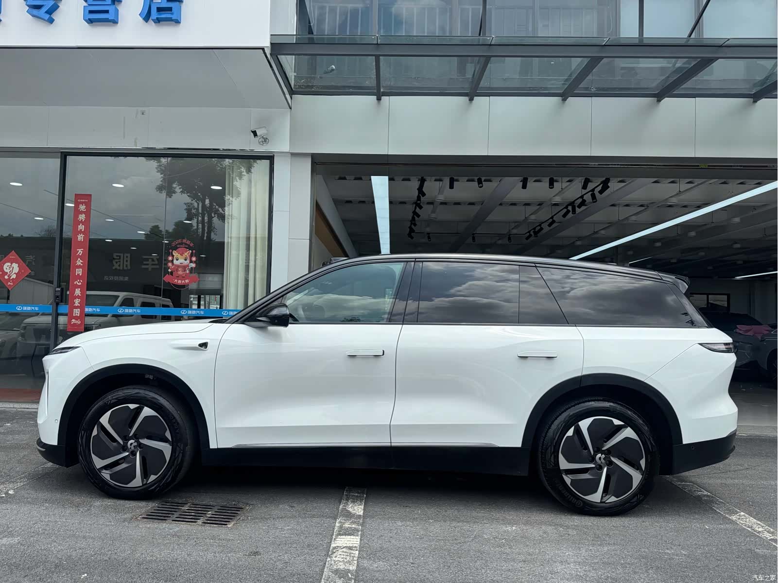 NIO ES8, 2023 все фото