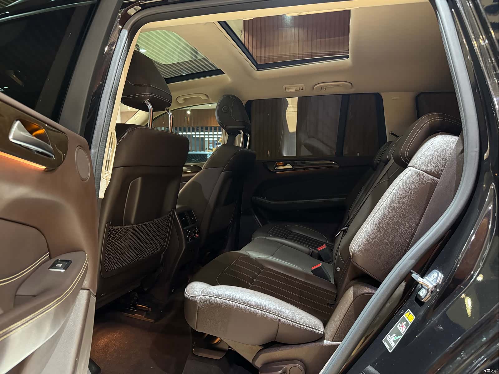 Mercedes-Benz GLS, 2019 9