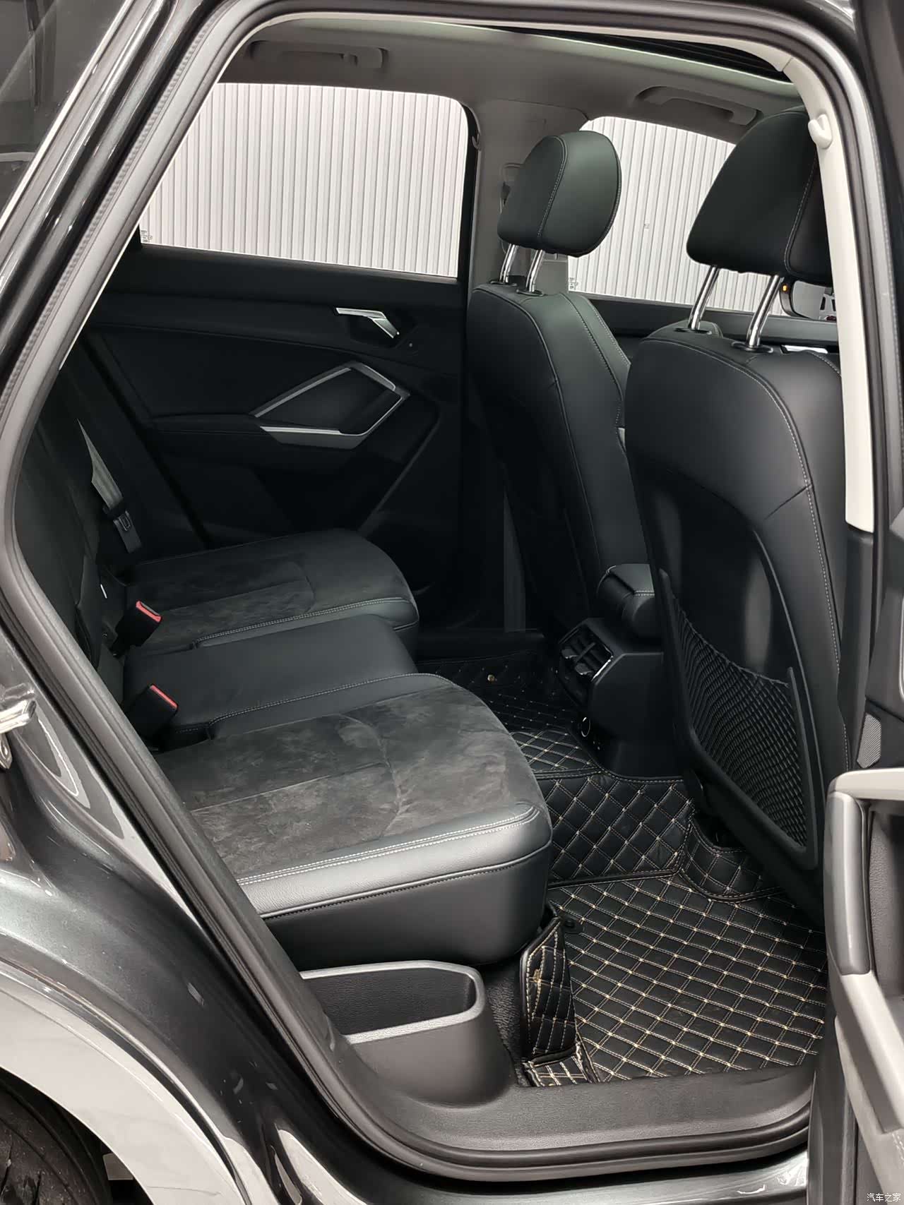 Audi Q3, 2022 18