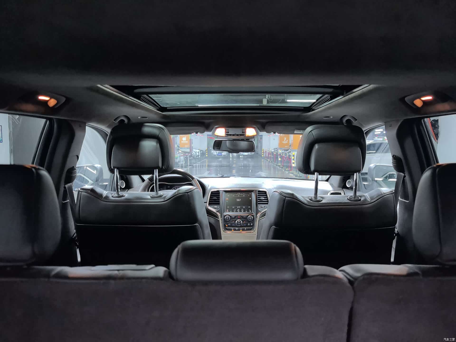 Jeep Grand Cherokee, 2015 14