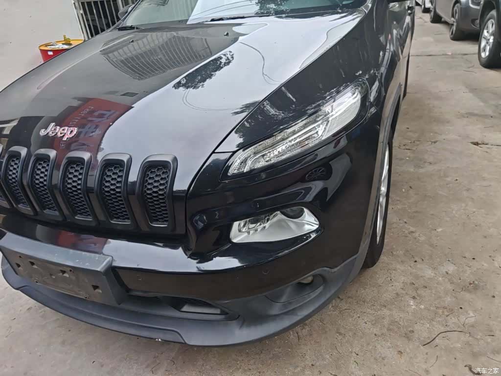 Jeep Cherokee, 2016 24