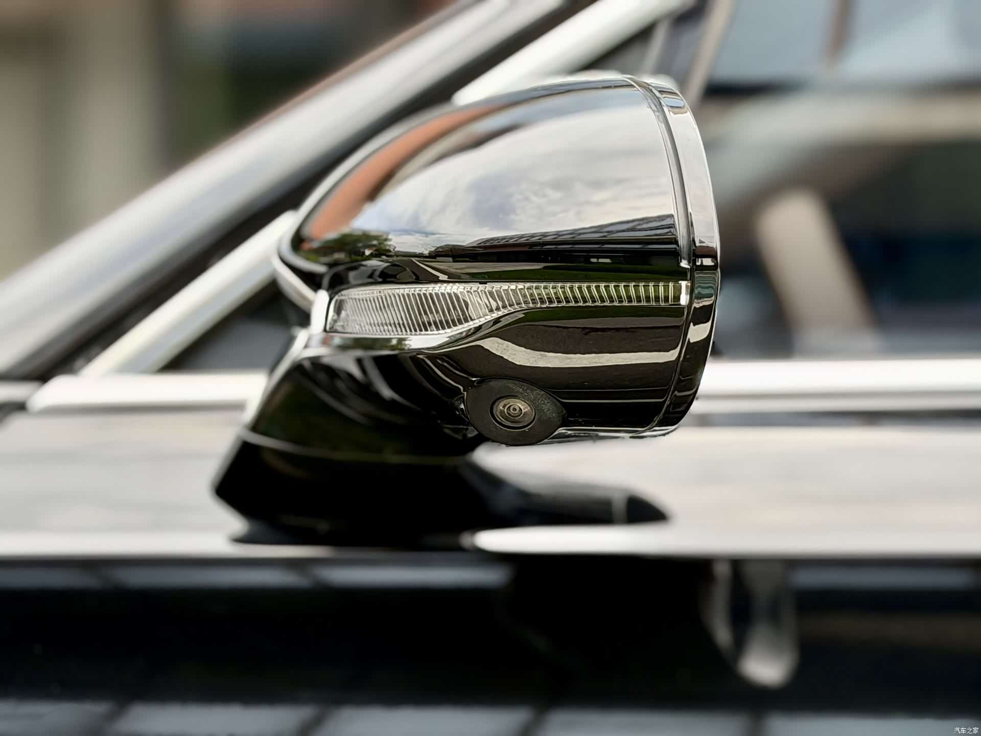 Hongqi H9, 2023 10