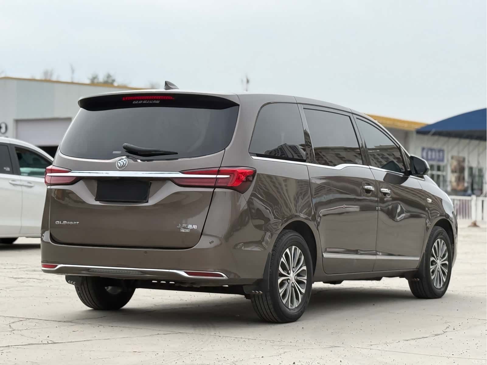 Buick GL8, 2021 7