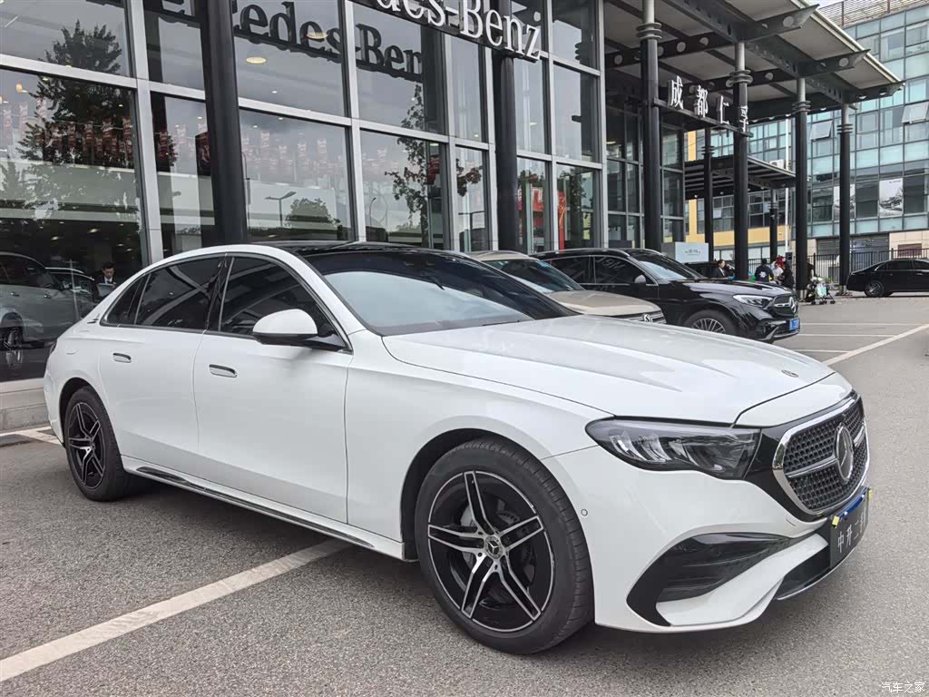 Mercedes-Benz E-Class, 2024 2