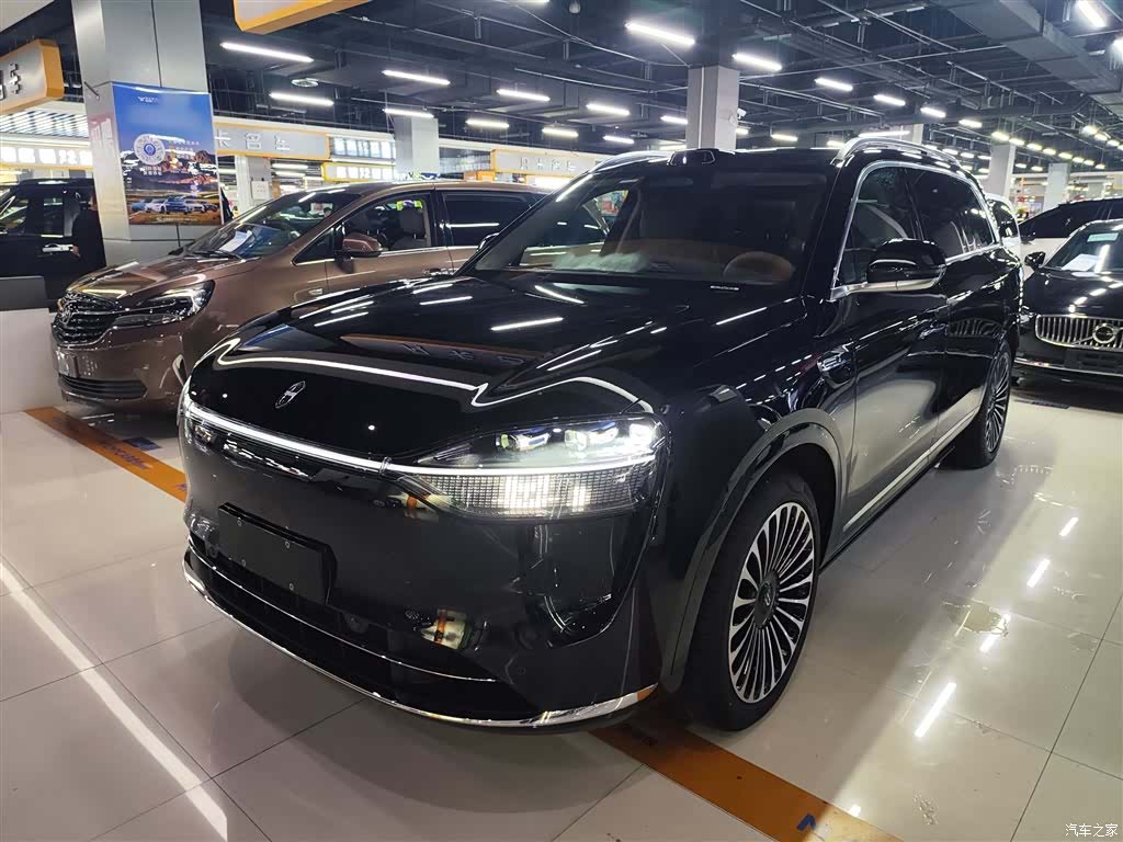 AITO M9, 2025 1