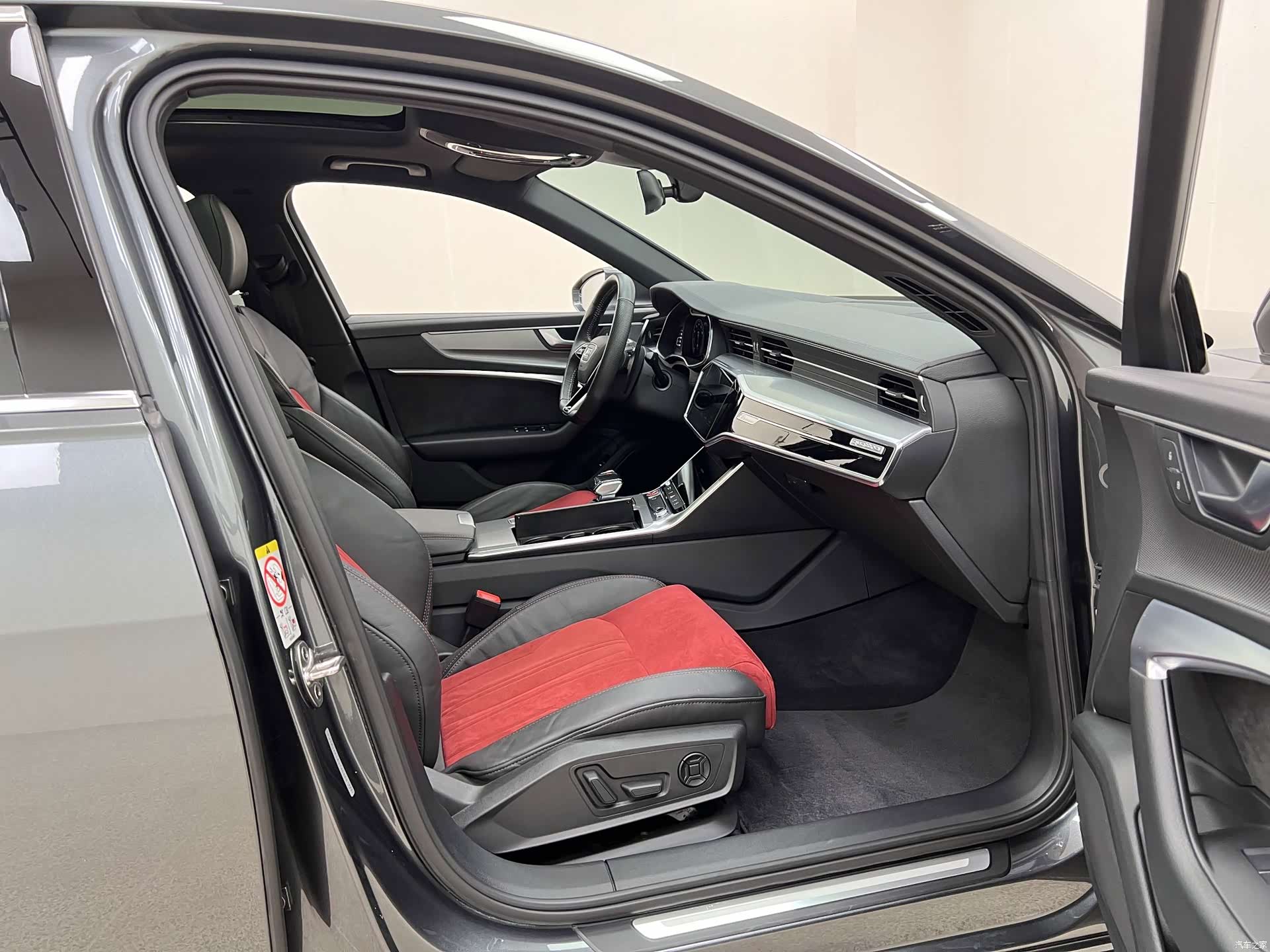 Audi A6L, 2019 26
