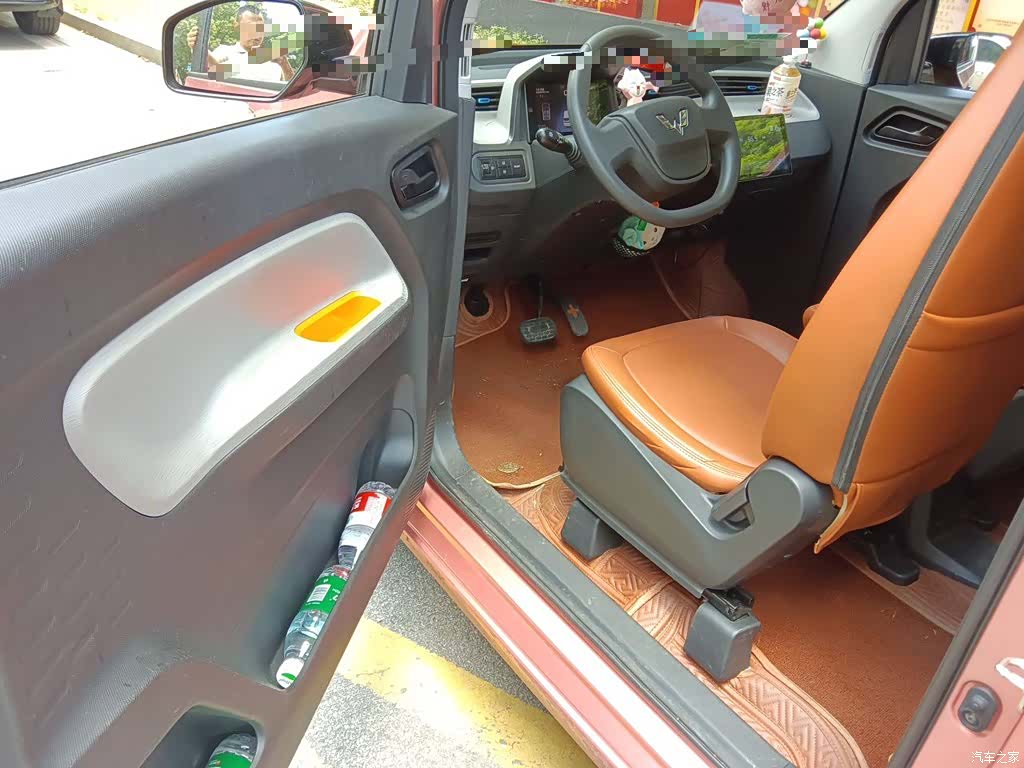 Wuling MINIEV, 2020 13