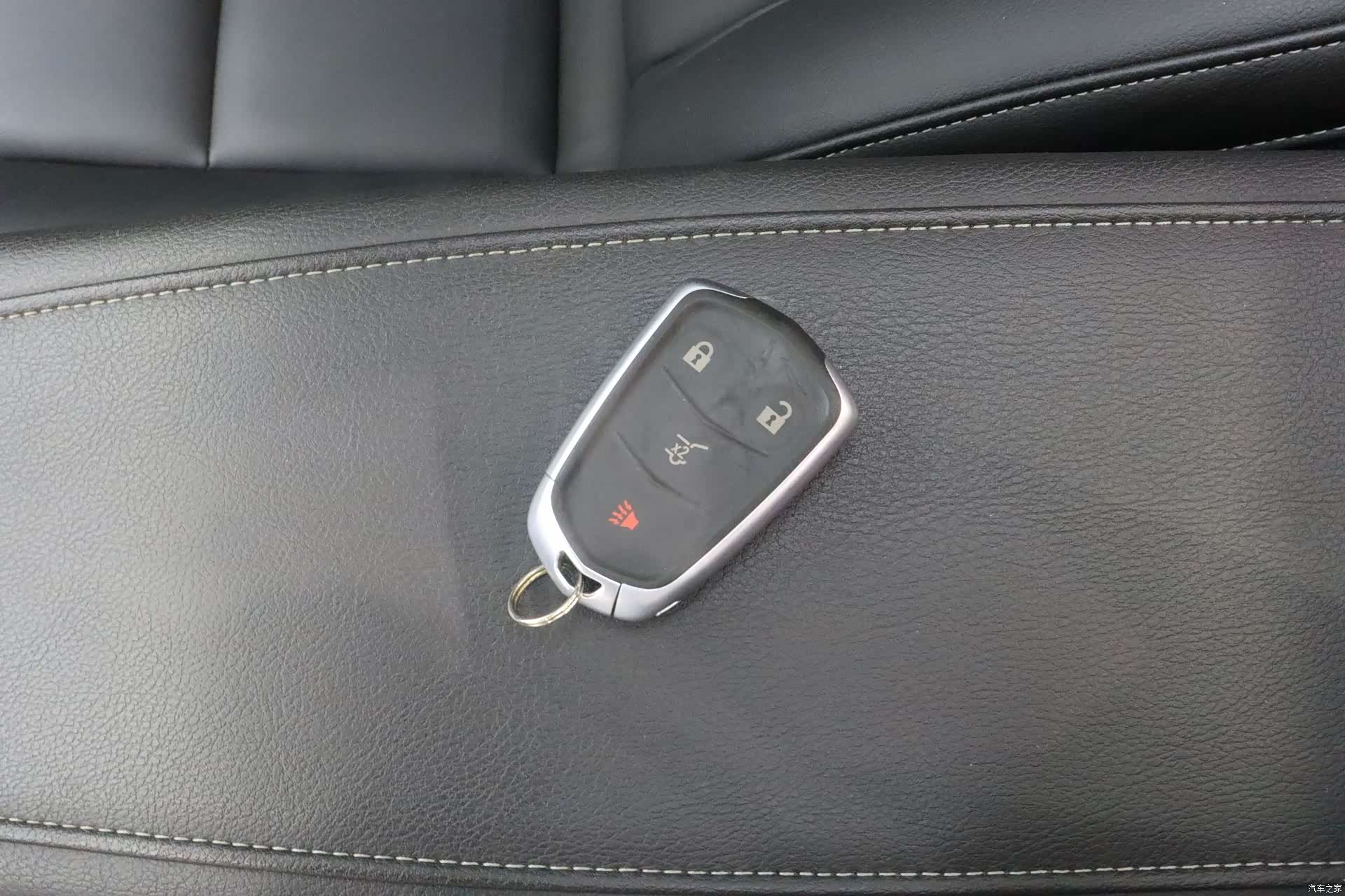 Cadillac XT4, 2021 13