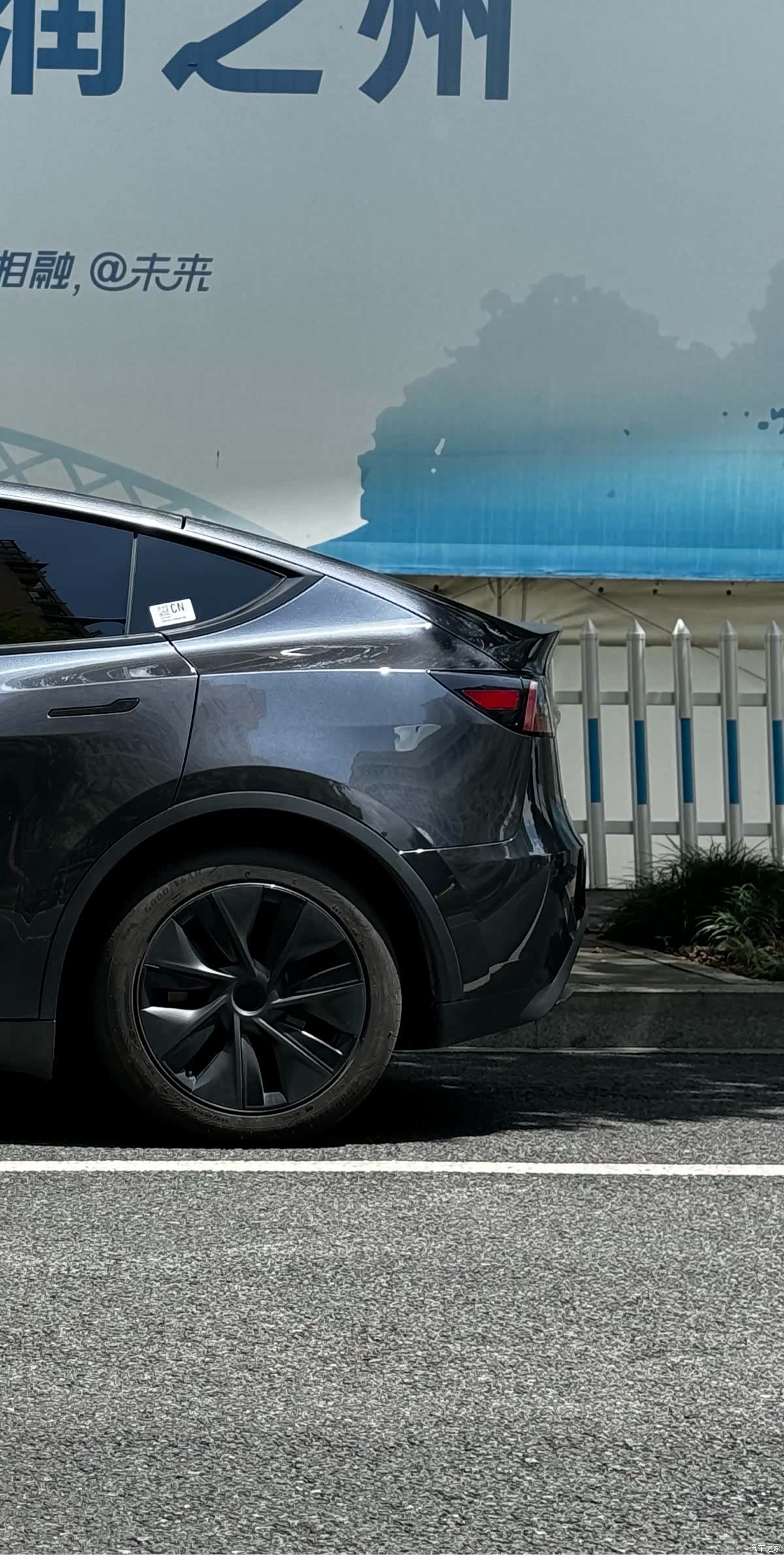 Tesla Model Y, 2024 10