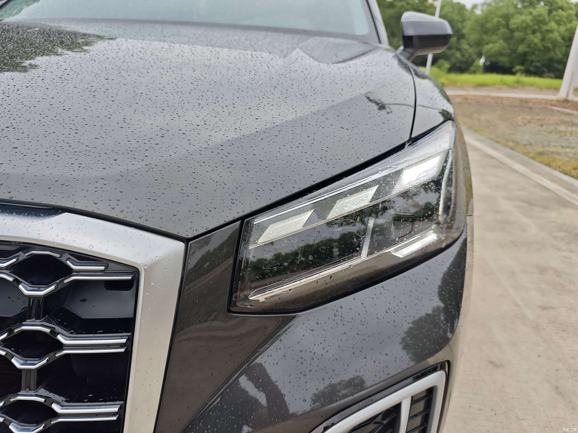 Audi Q2L, 2023 9