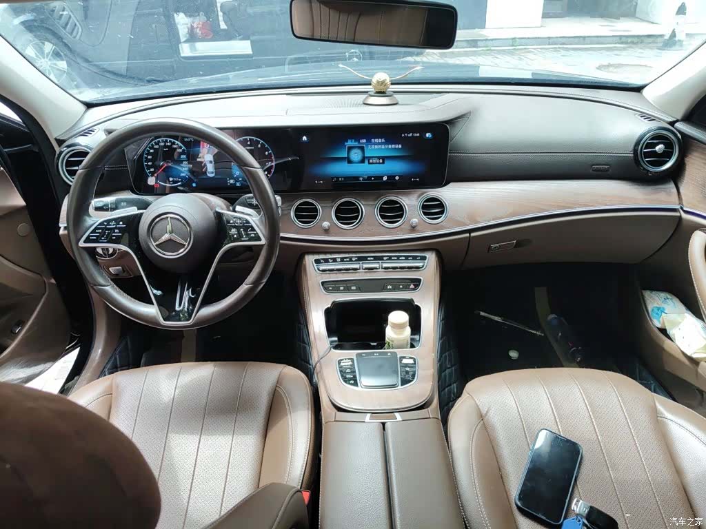 Mercedes-Benz E-Class, 2022 10