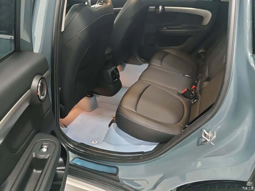 Mini Countryman, 2021 24