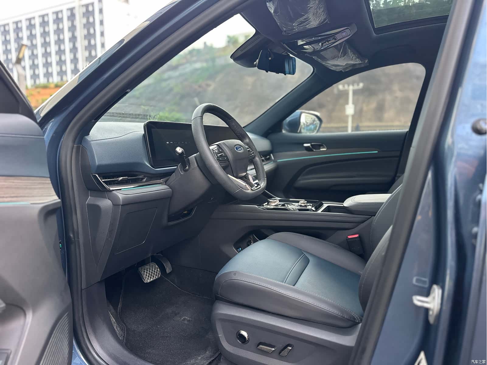 Ford Equator Sport, 2022 4