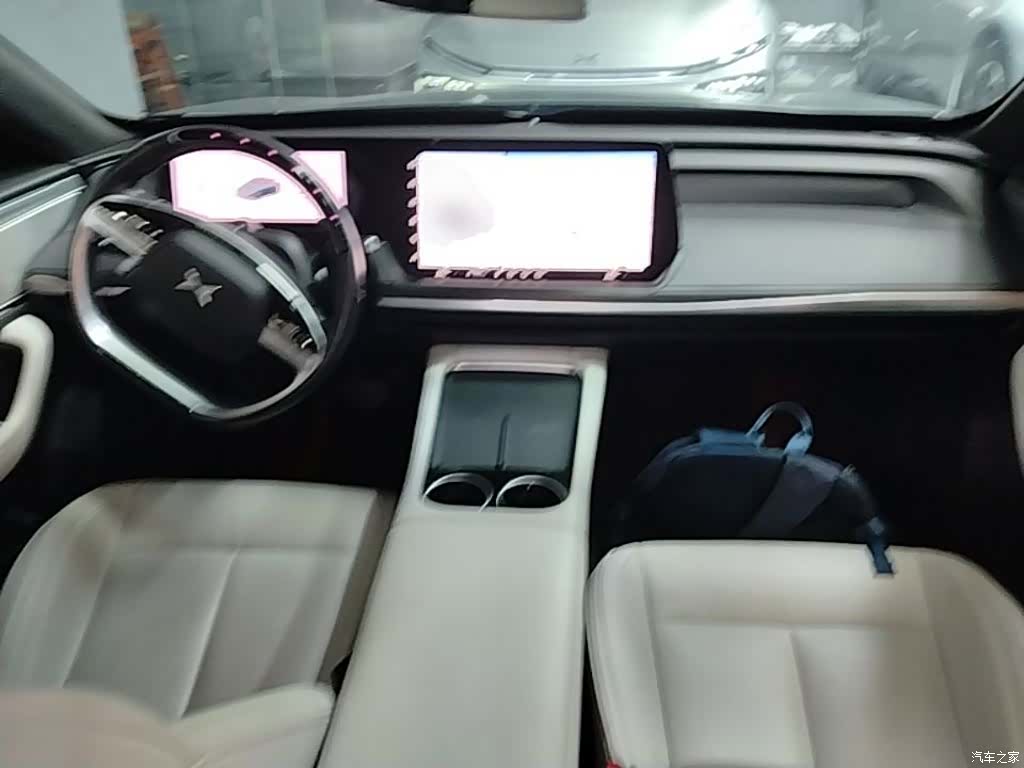 Xpeng P7, 2023 10