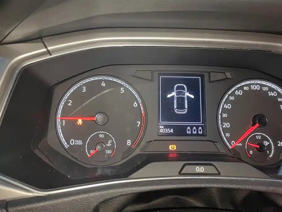 Volkswagen T-ROC exploring Songs