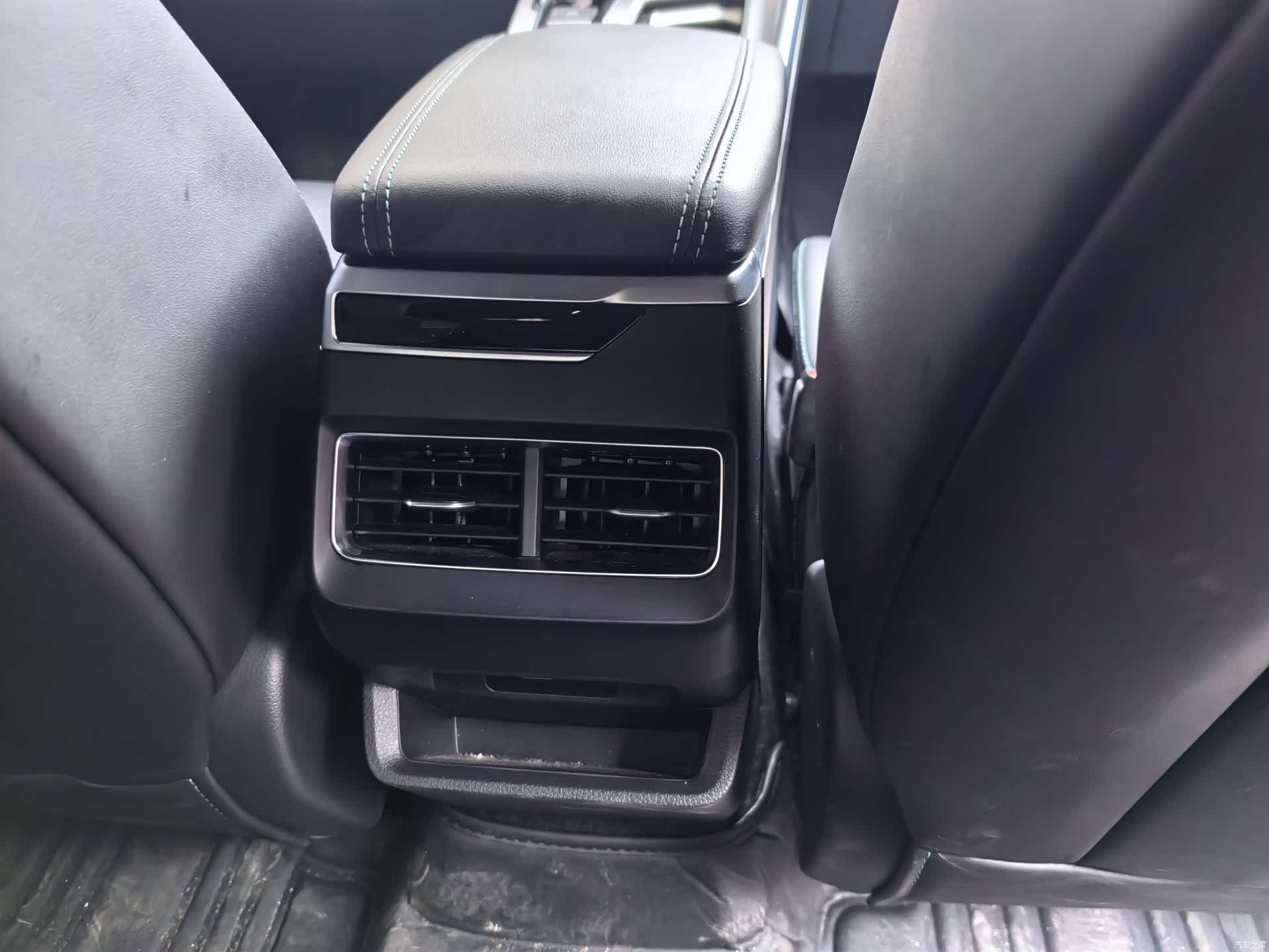 Geely Preface, 2023 12