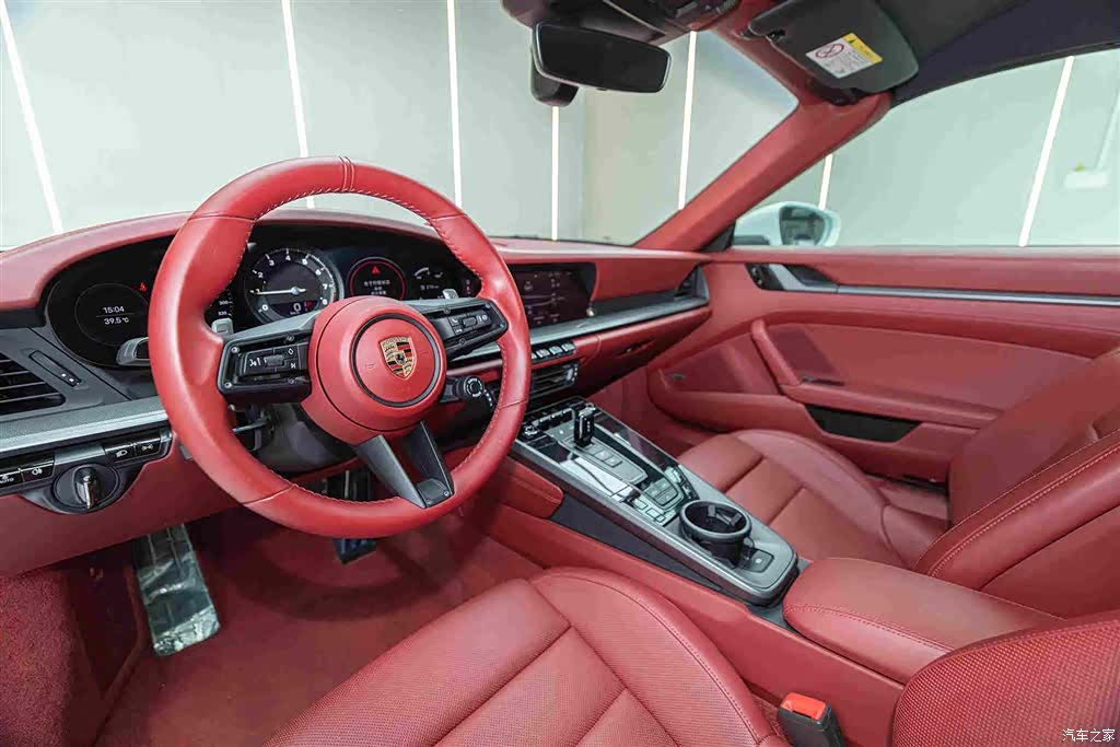 Porsche 911, 2020 16