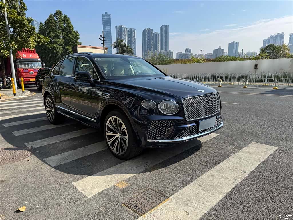 Bentley Bentayga, 2020 2