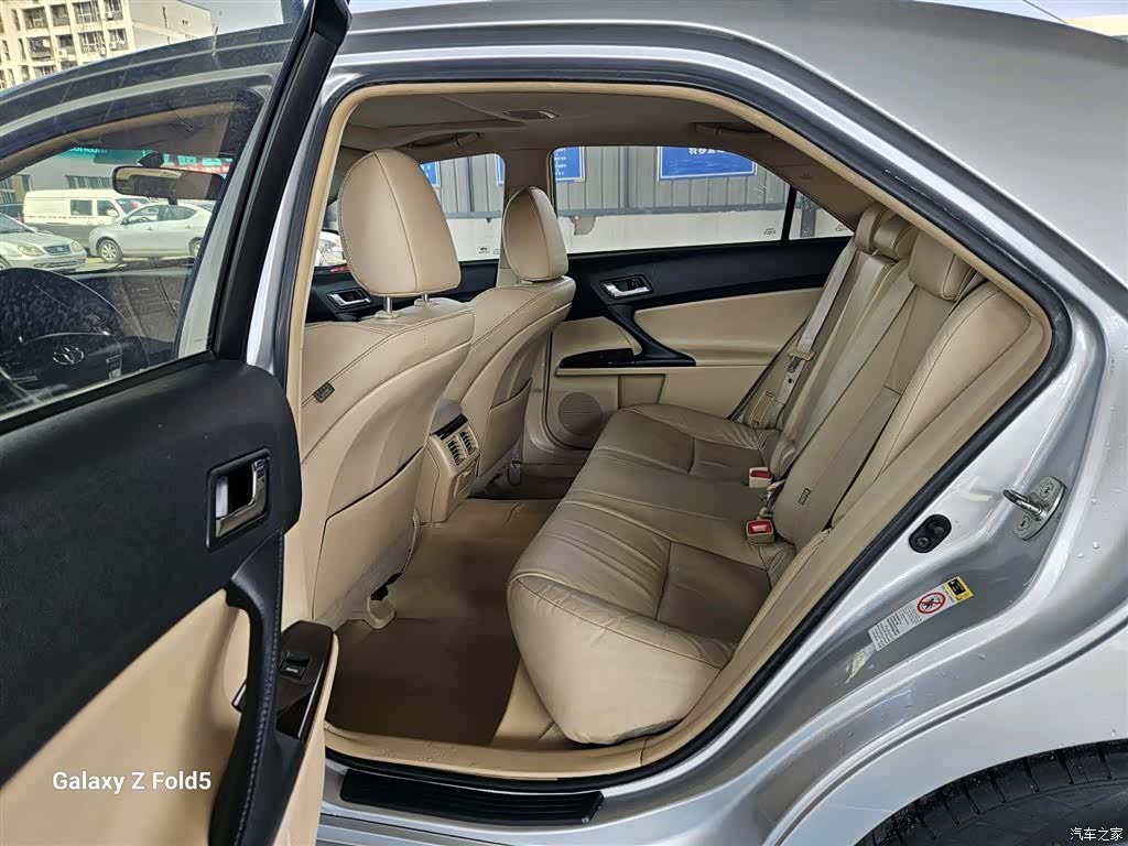 Toyota 2.5S, 2012 7