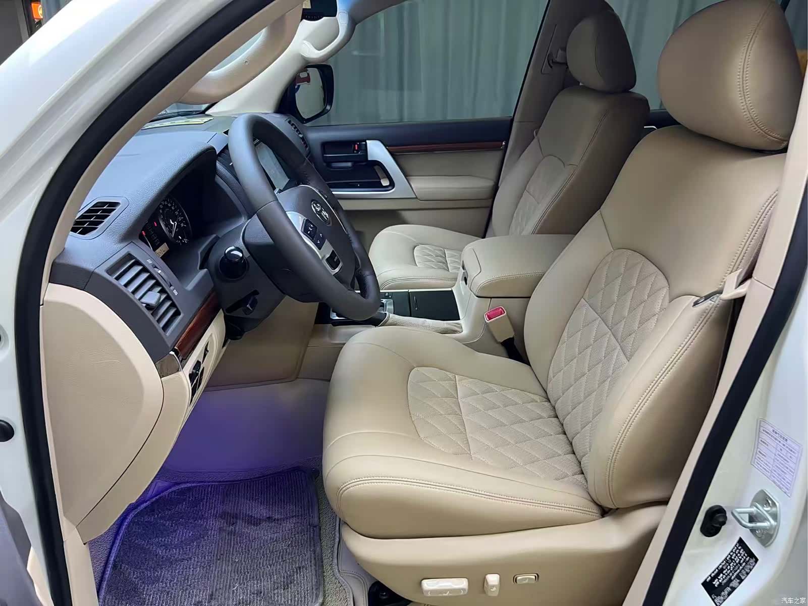 Toyota Land Cruiser, 2015 10