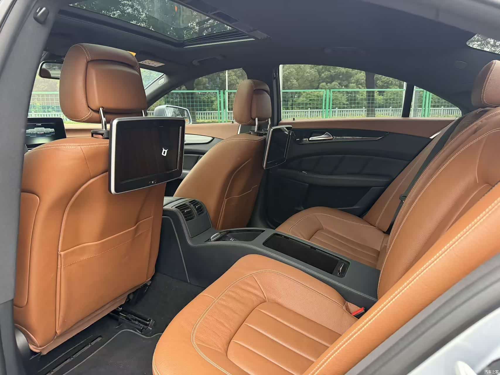 Mercedes-Benz CLS, 2015 16