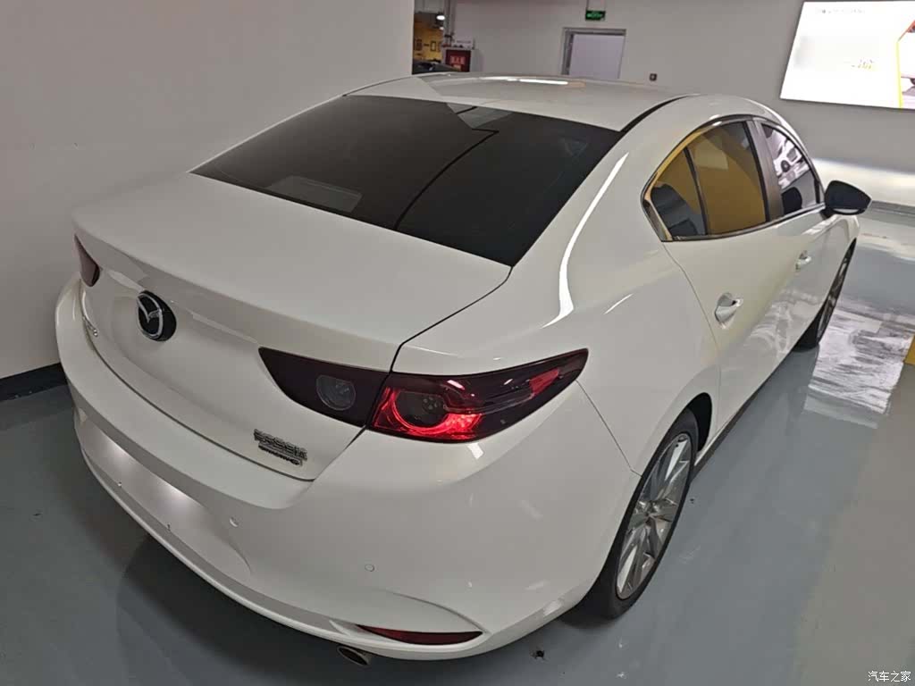 Mazda Mazda3, 2021 7