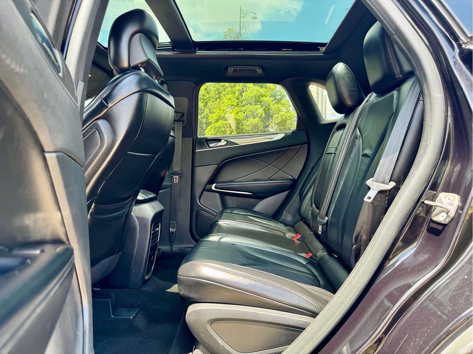 Lincoln MKC, 2019 6