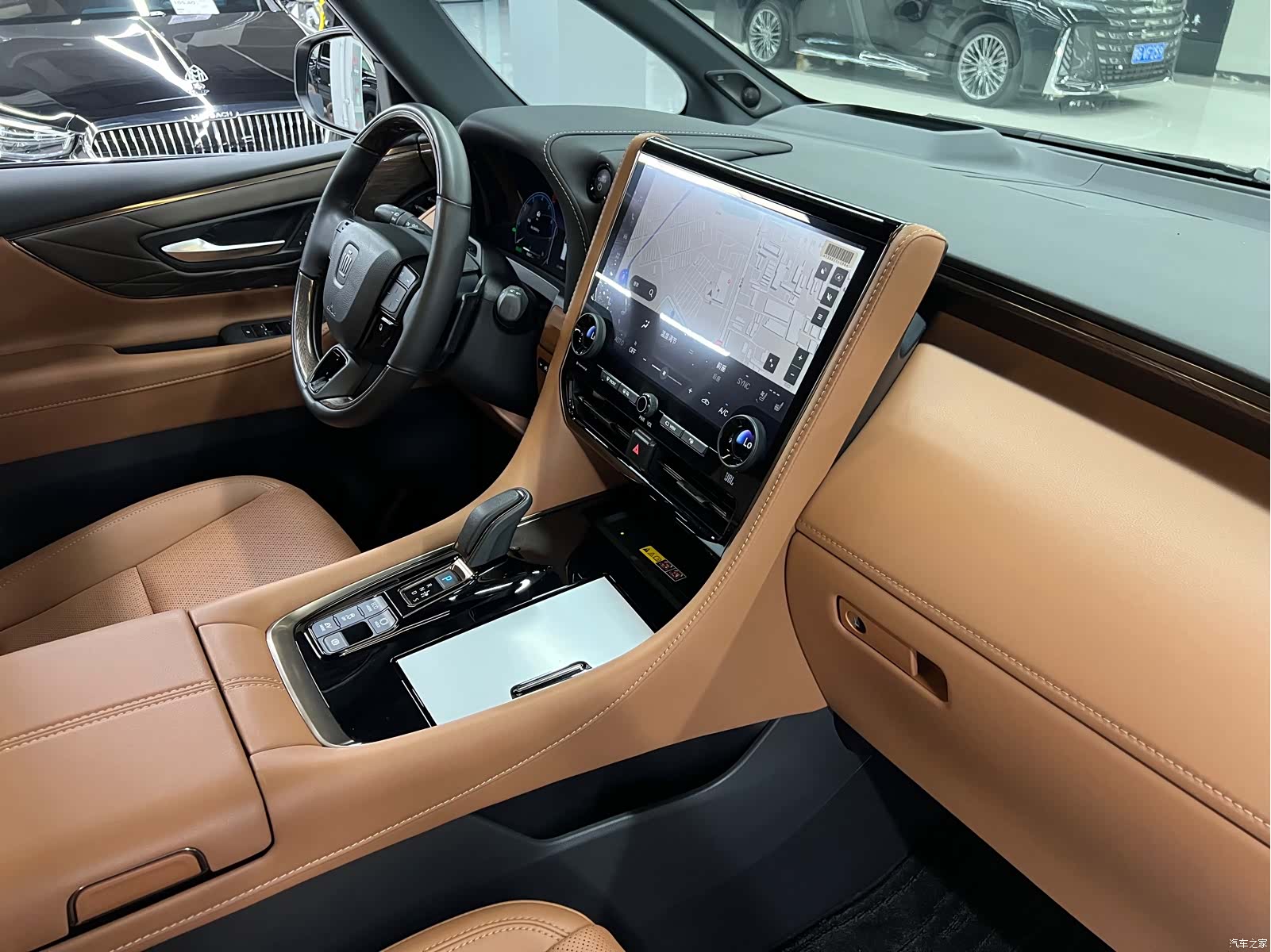 Toyota Vellfire, 2023 27
