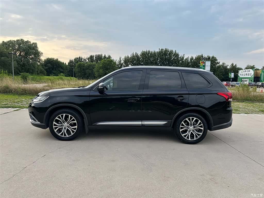 Mitsubishi Outlander, 2018 7