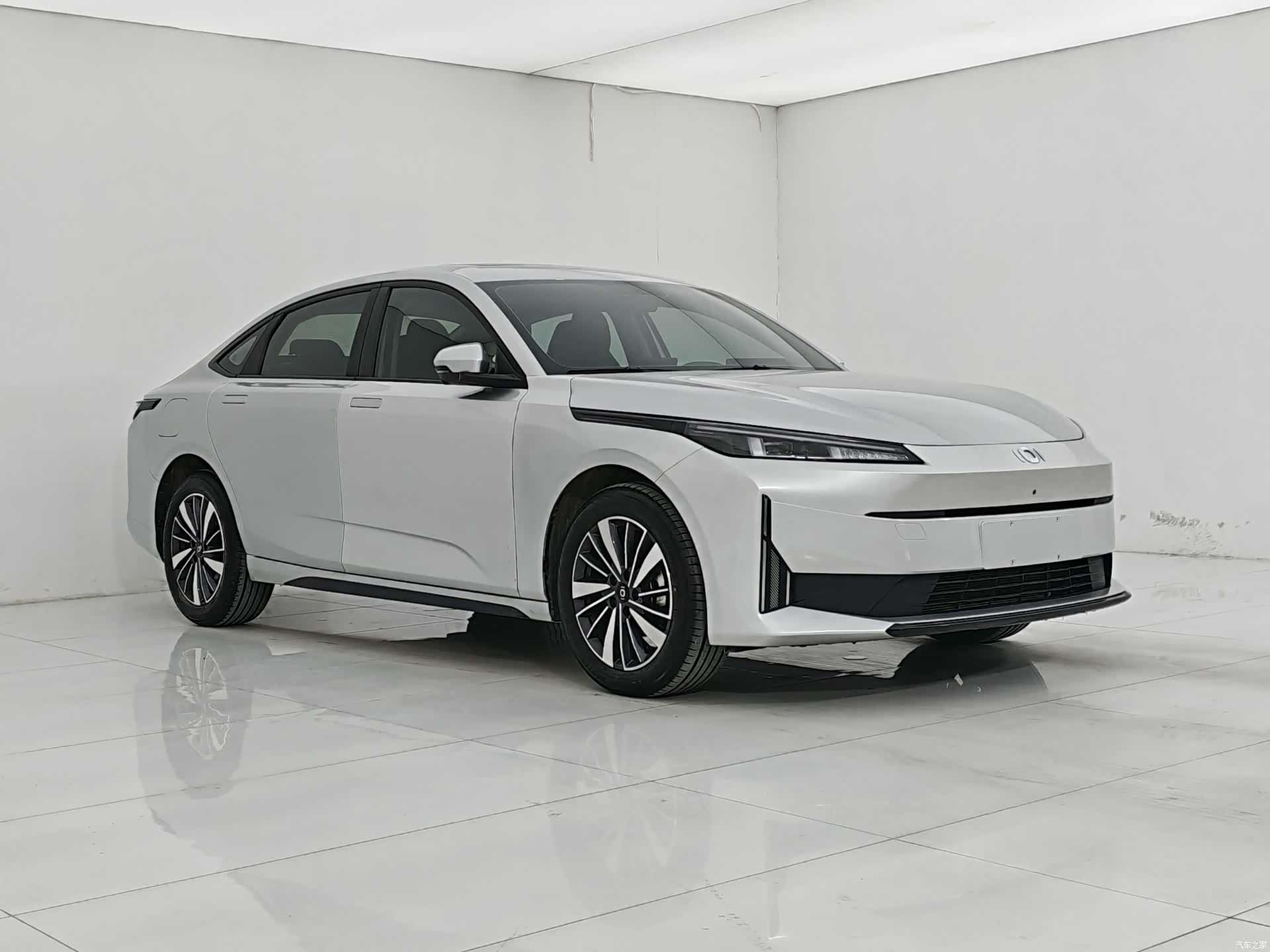 Changan Eado, 2024 3