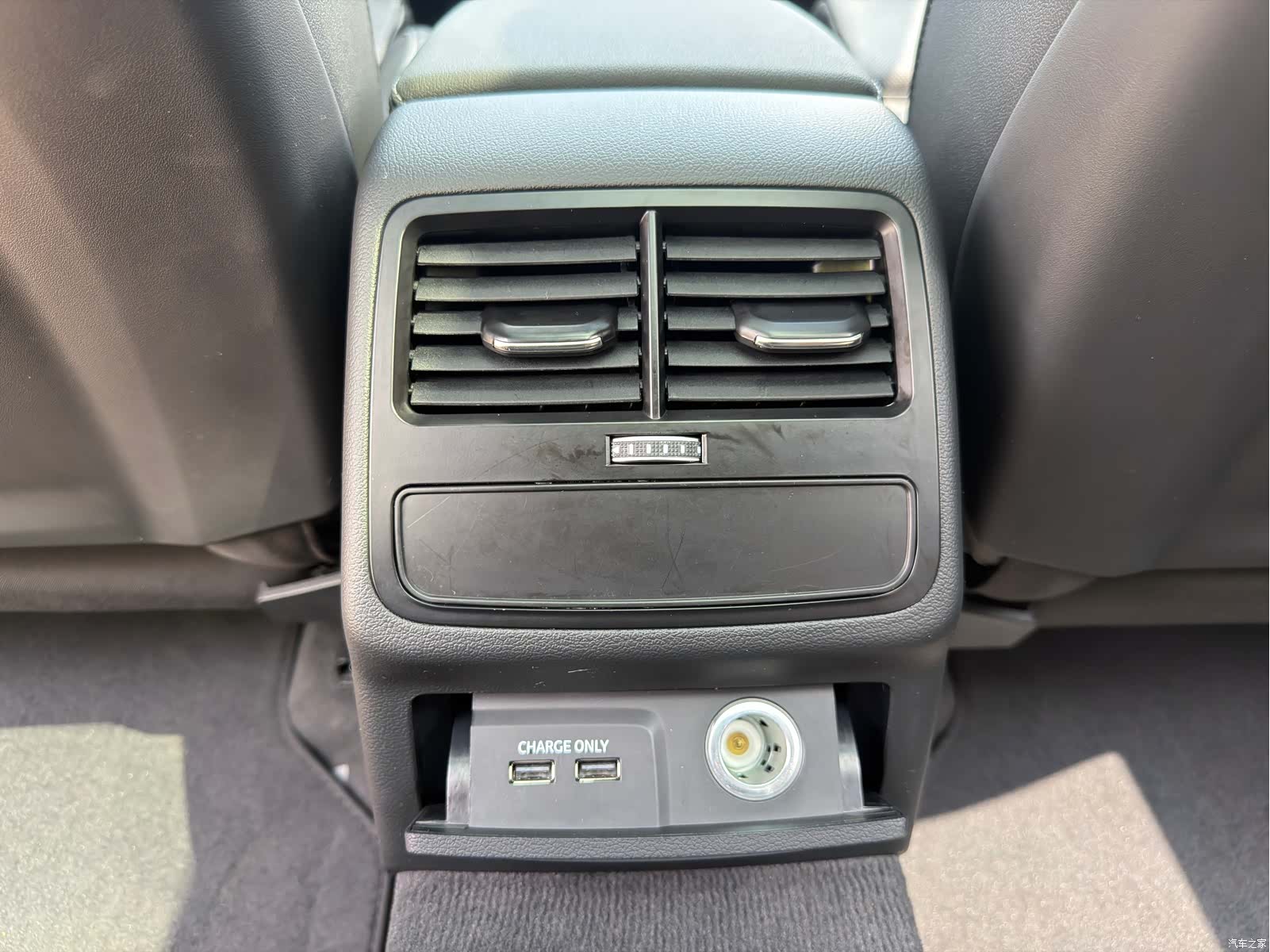 Audi A4L, 2020 25