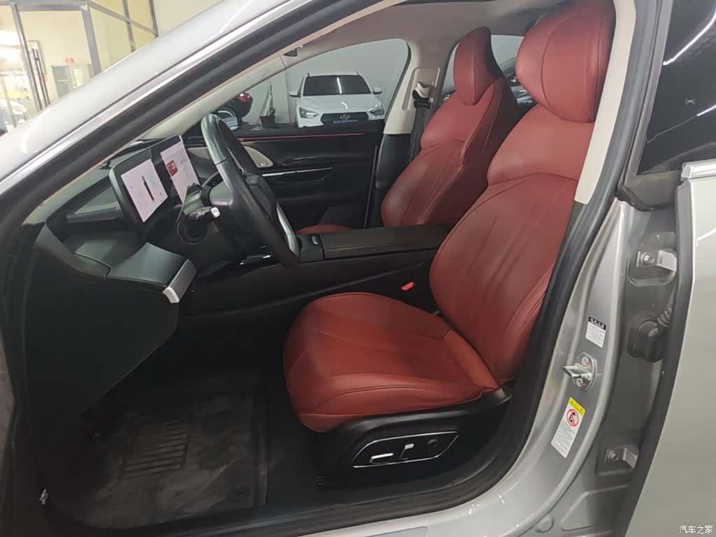 Xpeng P7, 2021 15