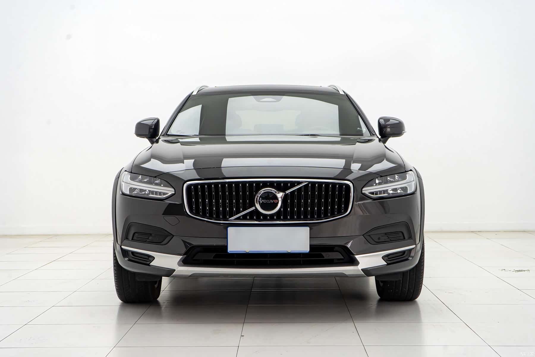 Volvo V90, 2025 2