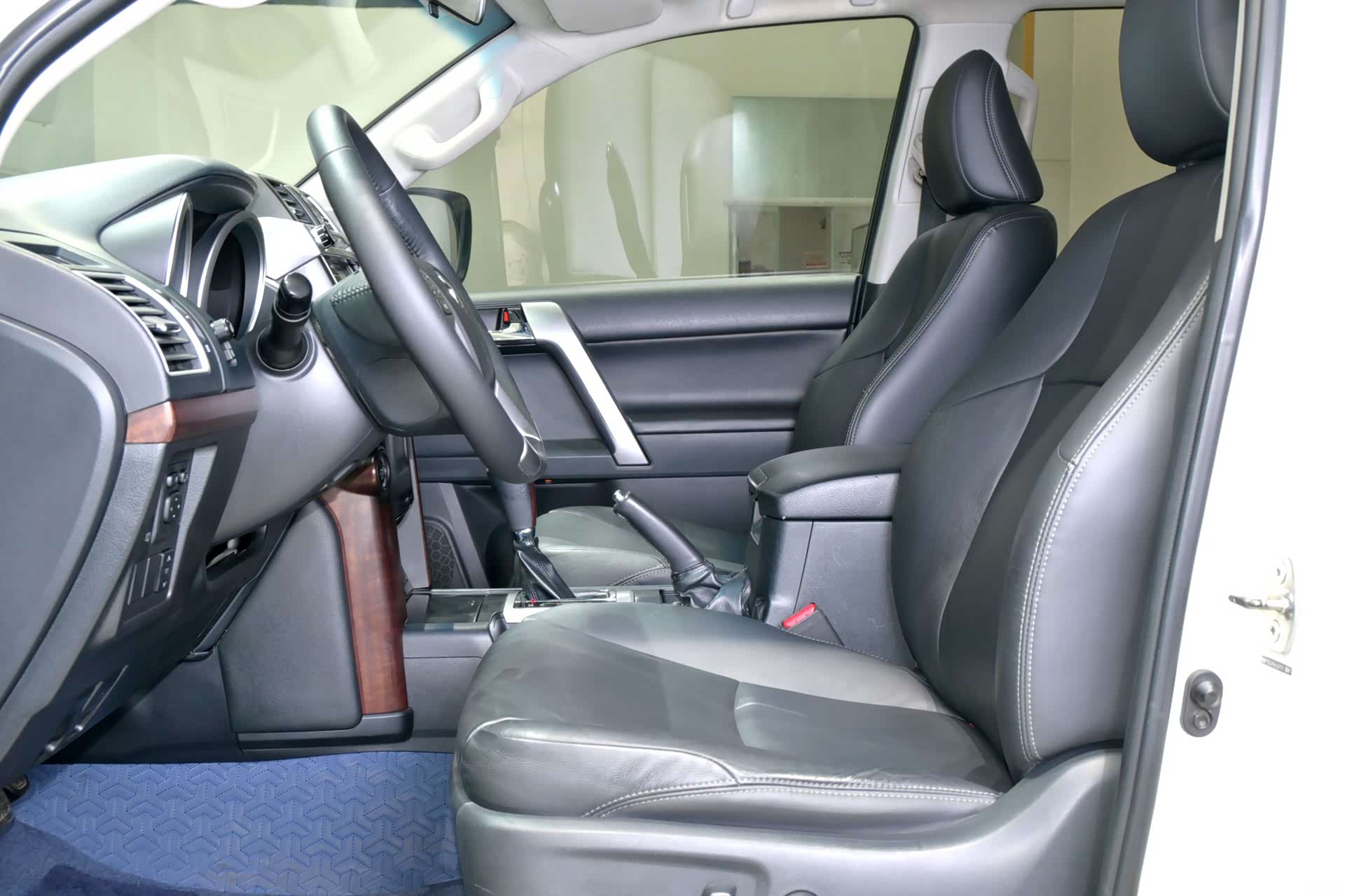 Toyota Prado, 2016 10