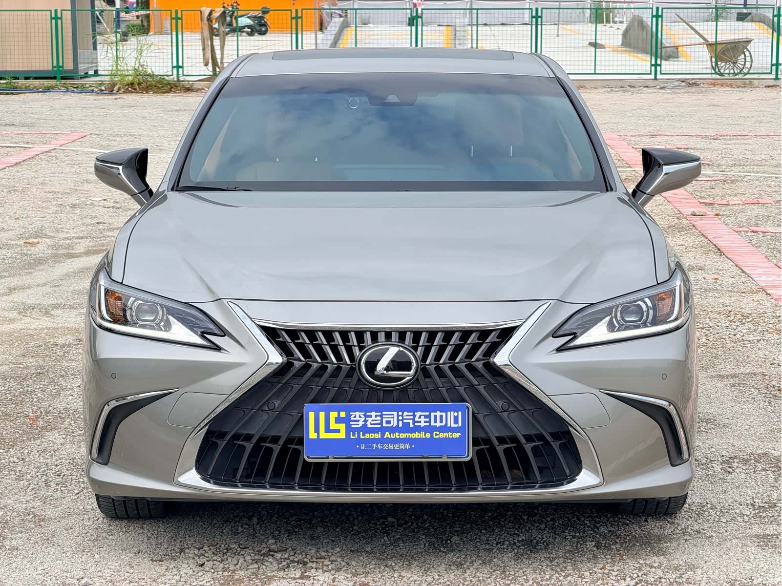 Lexus ES, 2022 2