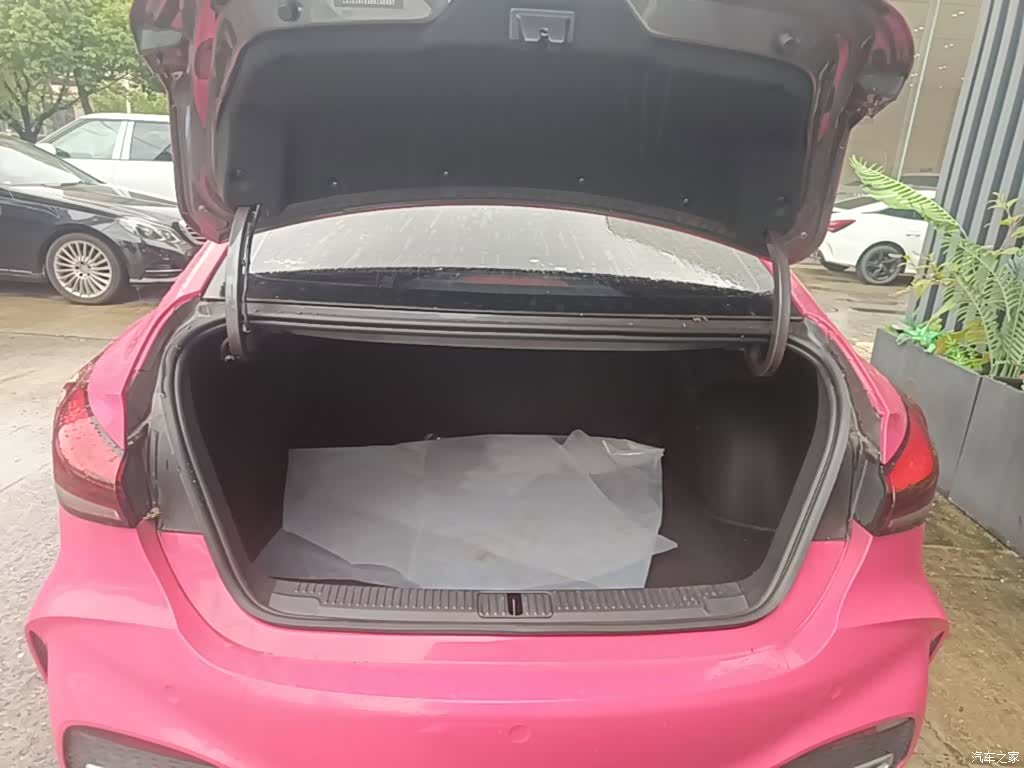 MG MG5, 2024 15