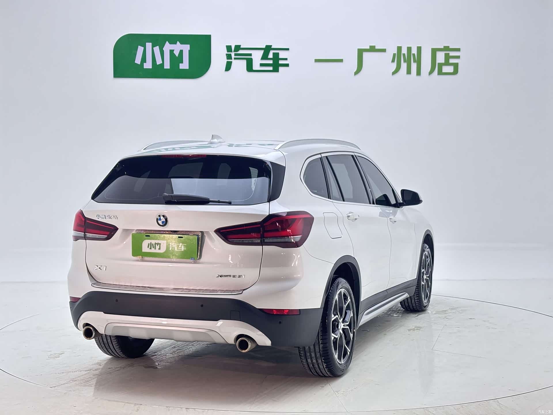 BMW X1, 2023 все фото